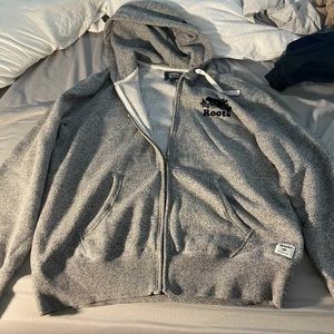 Im selling a gray men’s zip-up hoodie